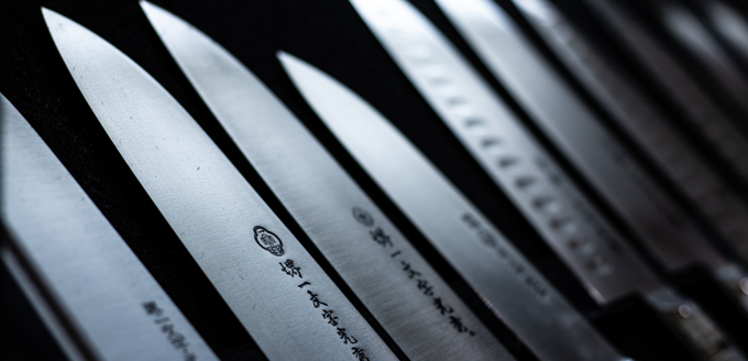 Sharpening Your Knives with a New Knife Sharpener