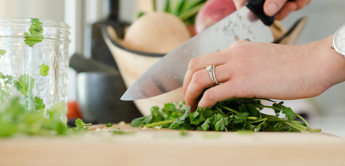 How to Keep Your Knives Sharp and Safe