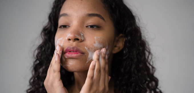 Experience Revolutionary Skin Hydration with Triple Power Anti-Aging Moisturizer: Claim Your Free Sample Now!