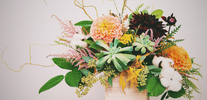 How to Create a Stunning Flower Arrangement with Your Painted Eggs