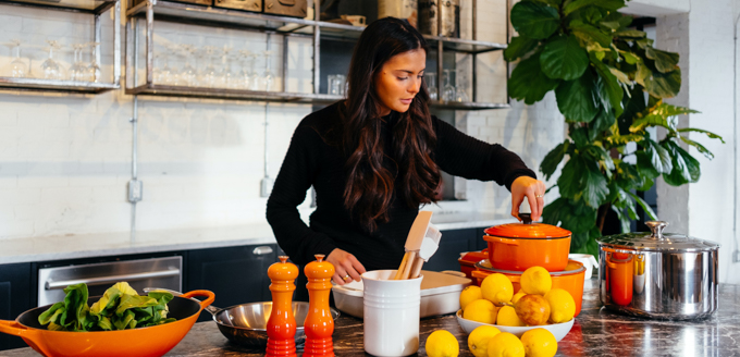 Mindful Eating: Cultivating a Healthy Relationship with Food