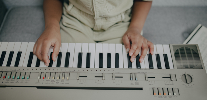 How to Teach Your Child to Play Keyboard Piano