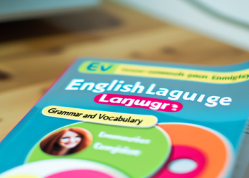 An English language book with focus on gramma